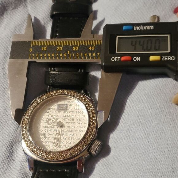 Marc Ekco King Label Large Watch Model: E9501212 00-829-1972 Silver Rhinestones - Picture 3 of 8
